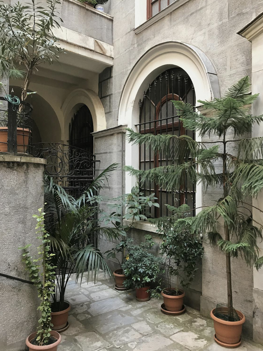 gallery-image-1